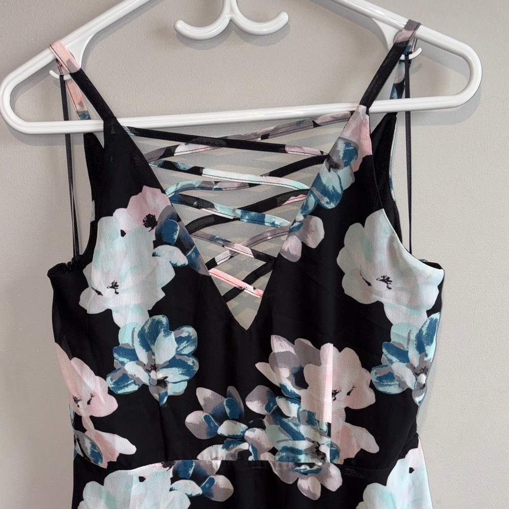 Ricki's Black High-Low Floral Midi Dress with Lace-Up Back - Picture 8 of 11